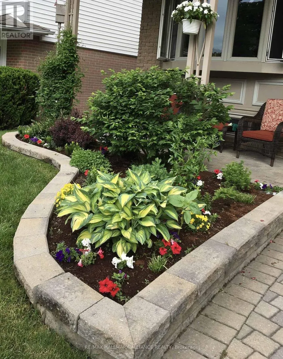 26 LOCKTON CRESCENT