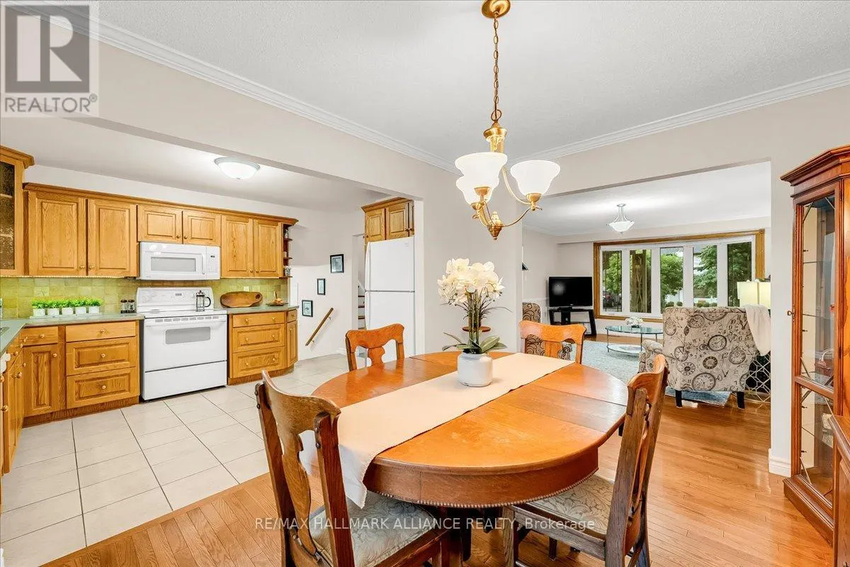 26 LOCKTON CRESCENT