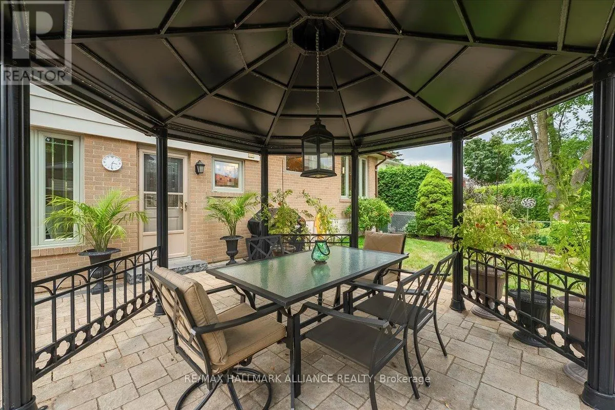 26 LOCKTON CRESCENT