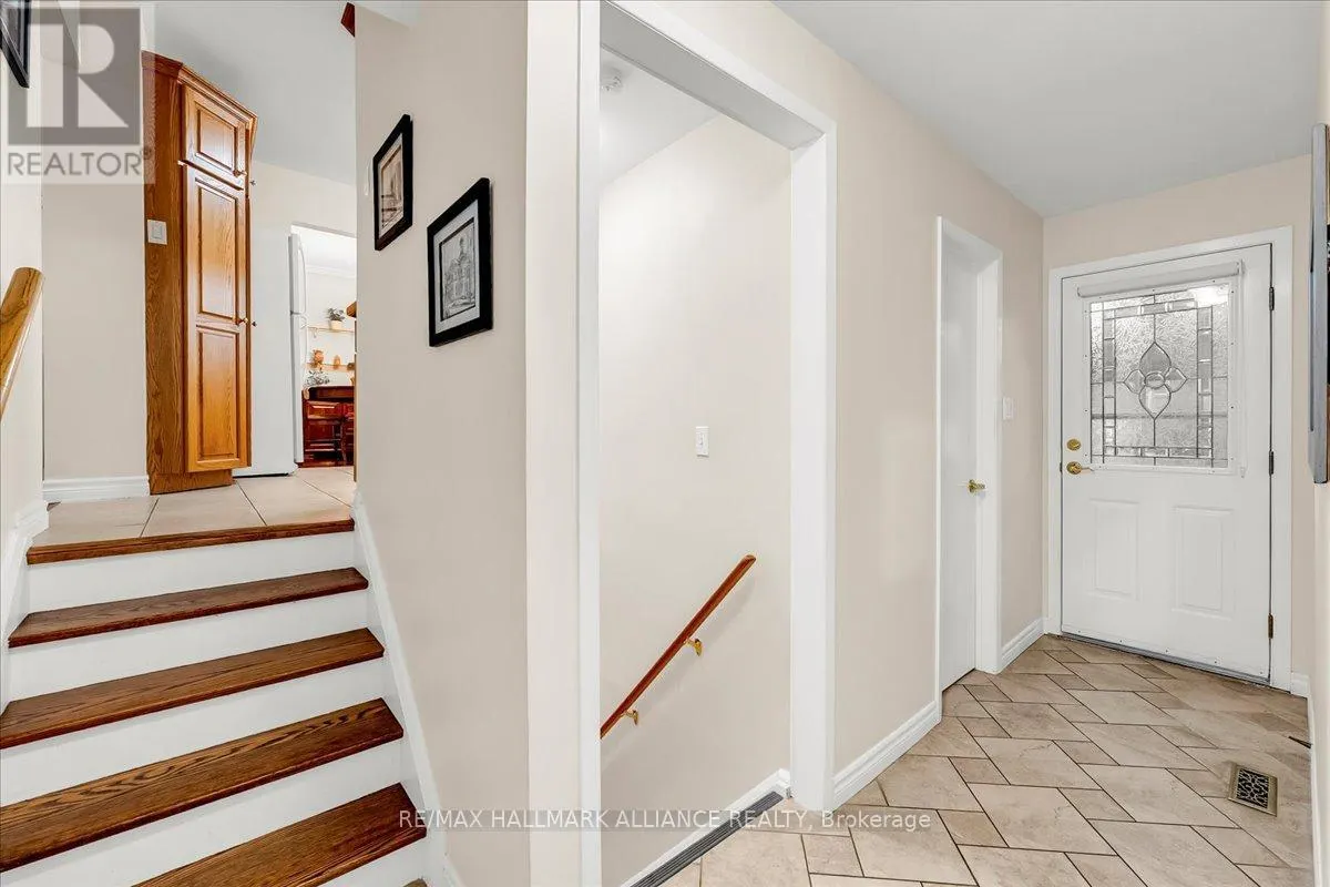 26 LOCKTON CRESCENT