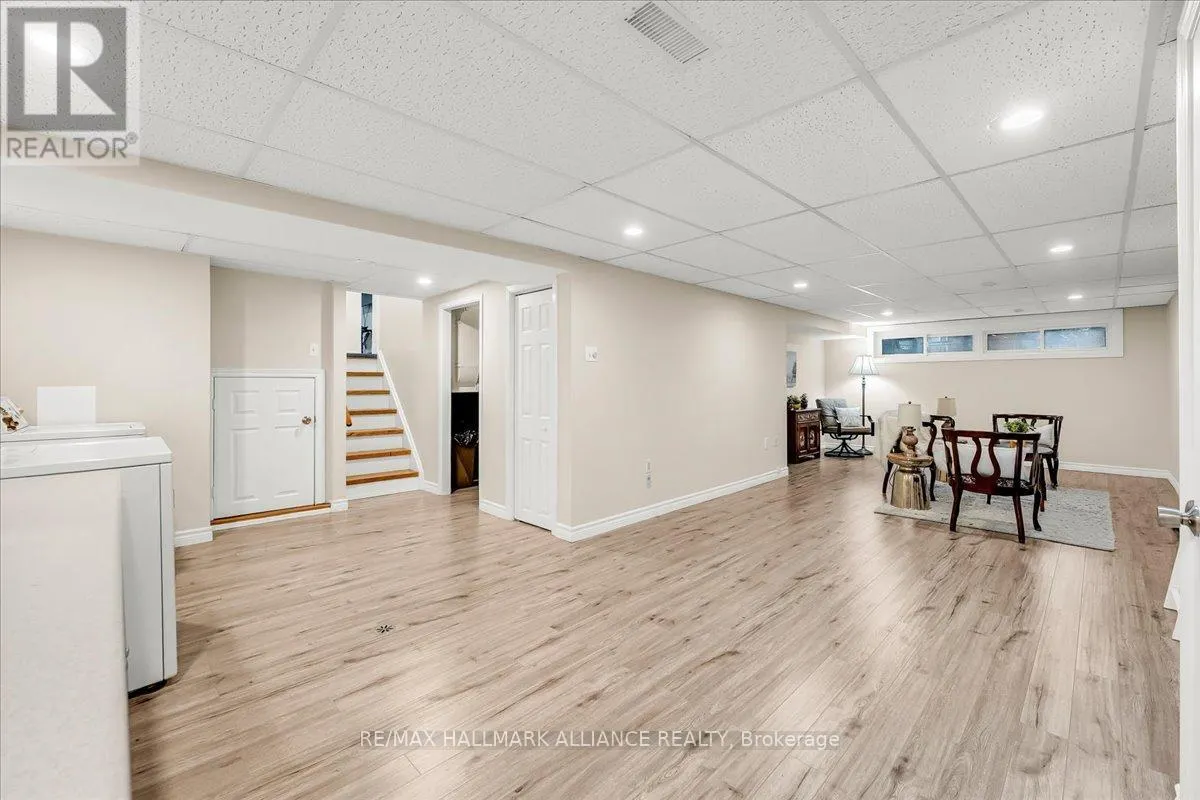 26 LOCKTON CRESCENT