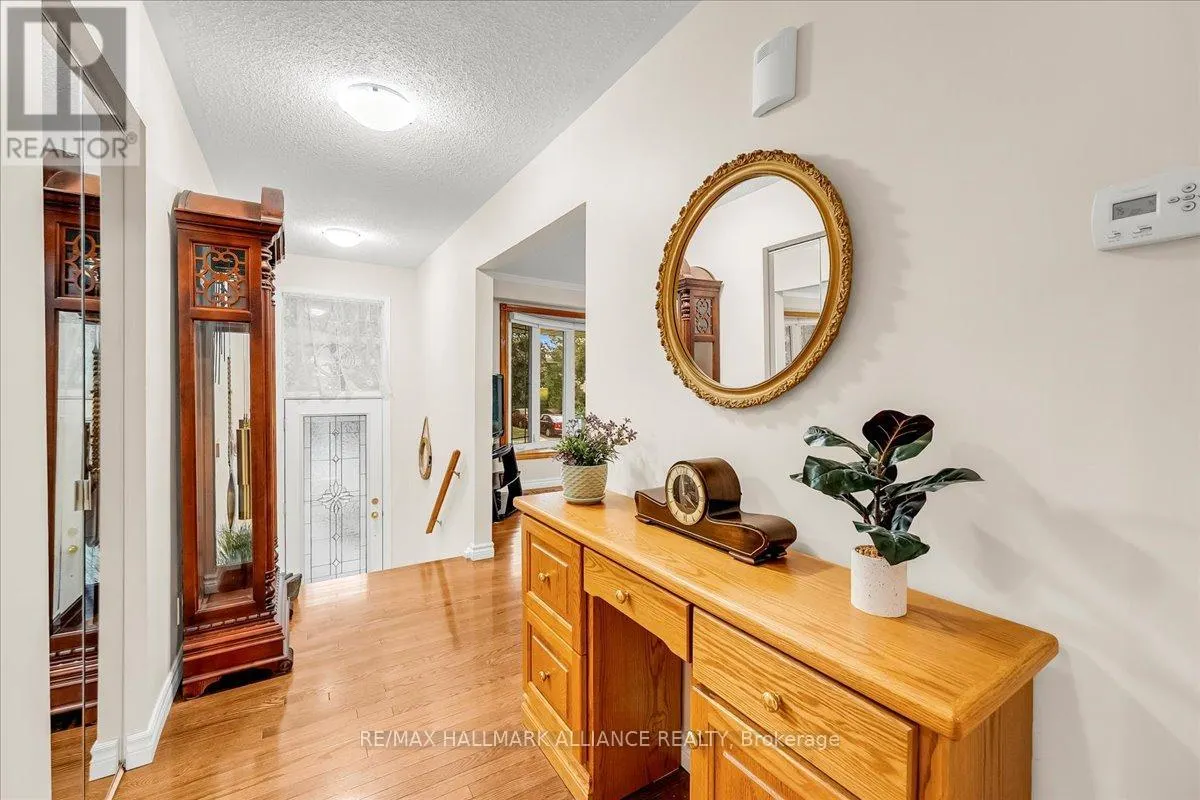 26 LOCKTON CRESCENT