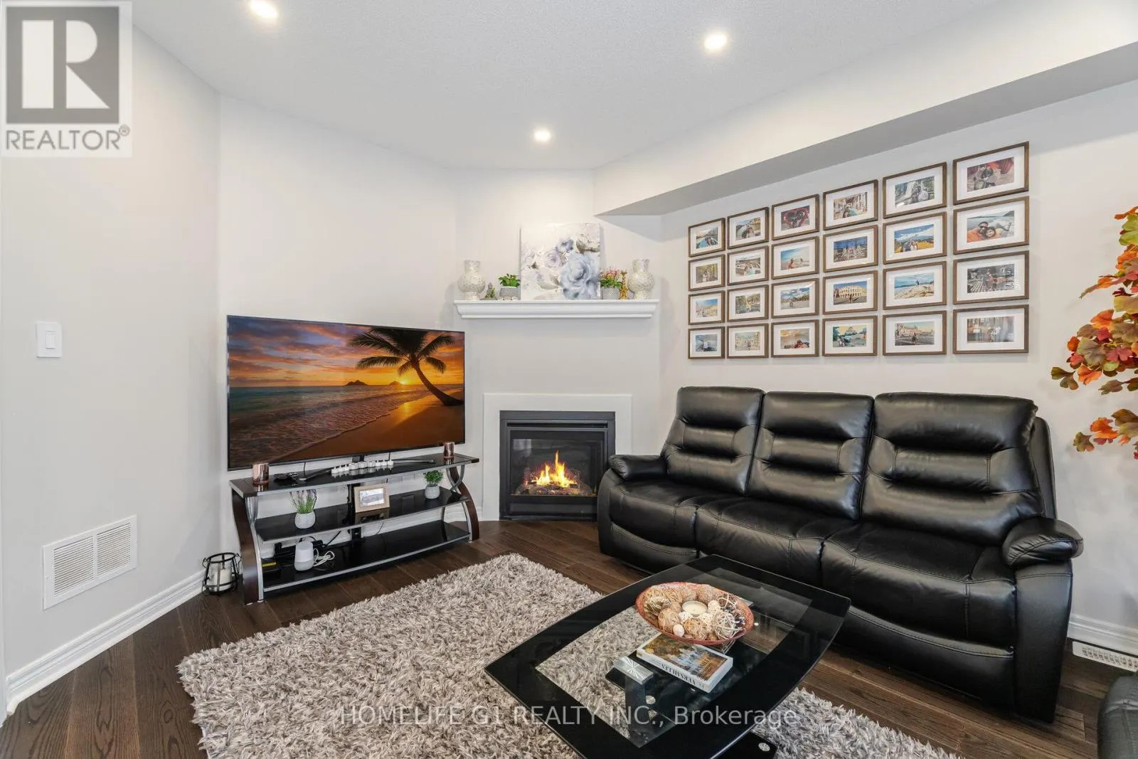 82 TRURO CIRCLE