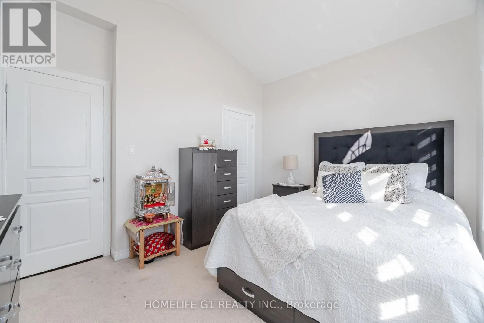 82 TRURO CIRCLE