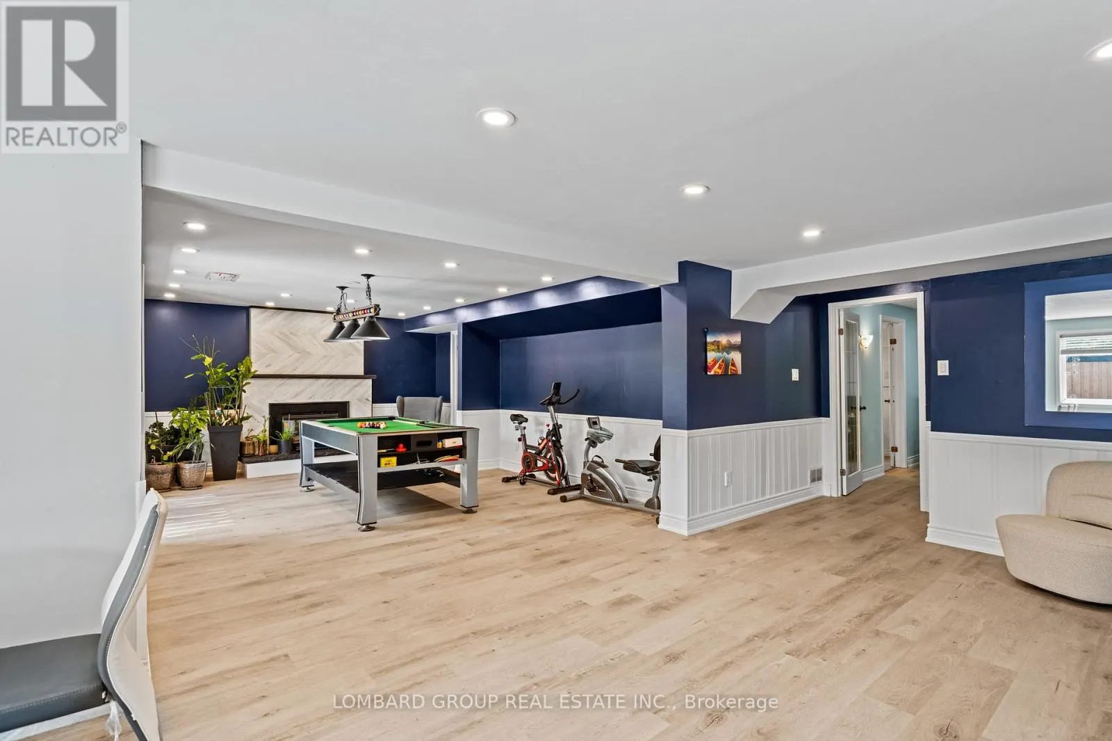 10 WHITMORE COURT
