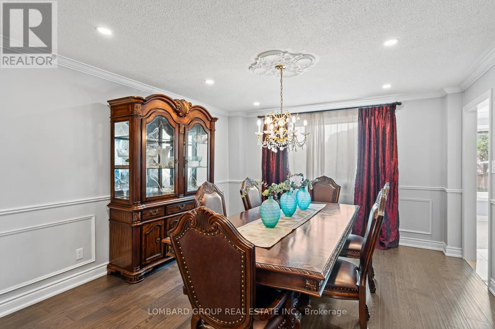 10 WHITMORE COURT