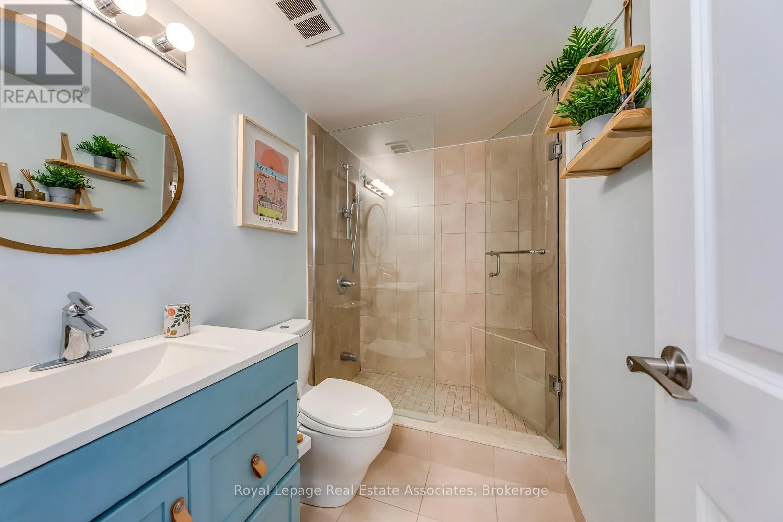 308 - 1535 LAKESHORE ROAD E