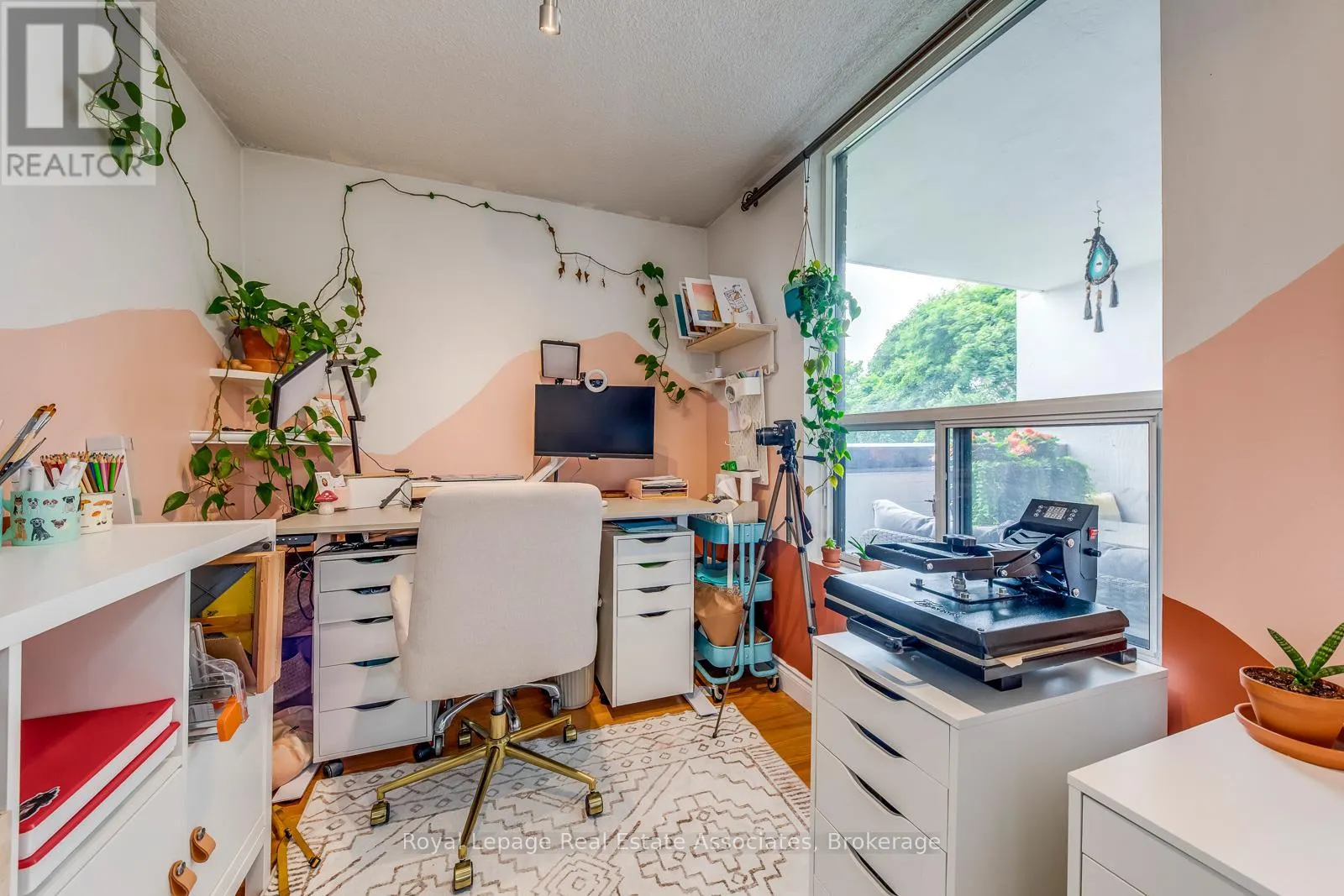 308 - 1535 LAKESHORE ROAD E