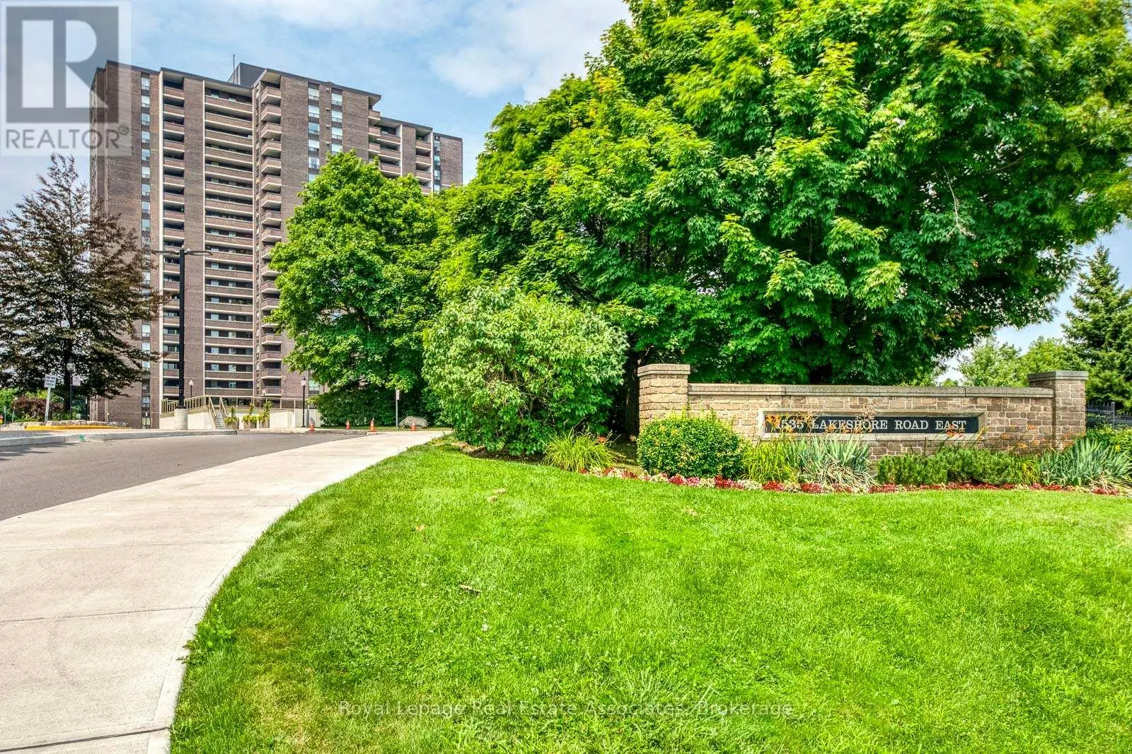 308 - 1535 LAKESHORE ROAD E