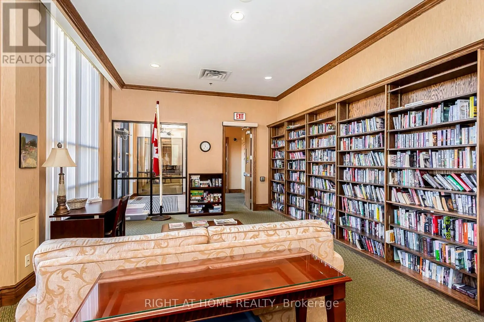 1 SEA HOLLY CRESCENT