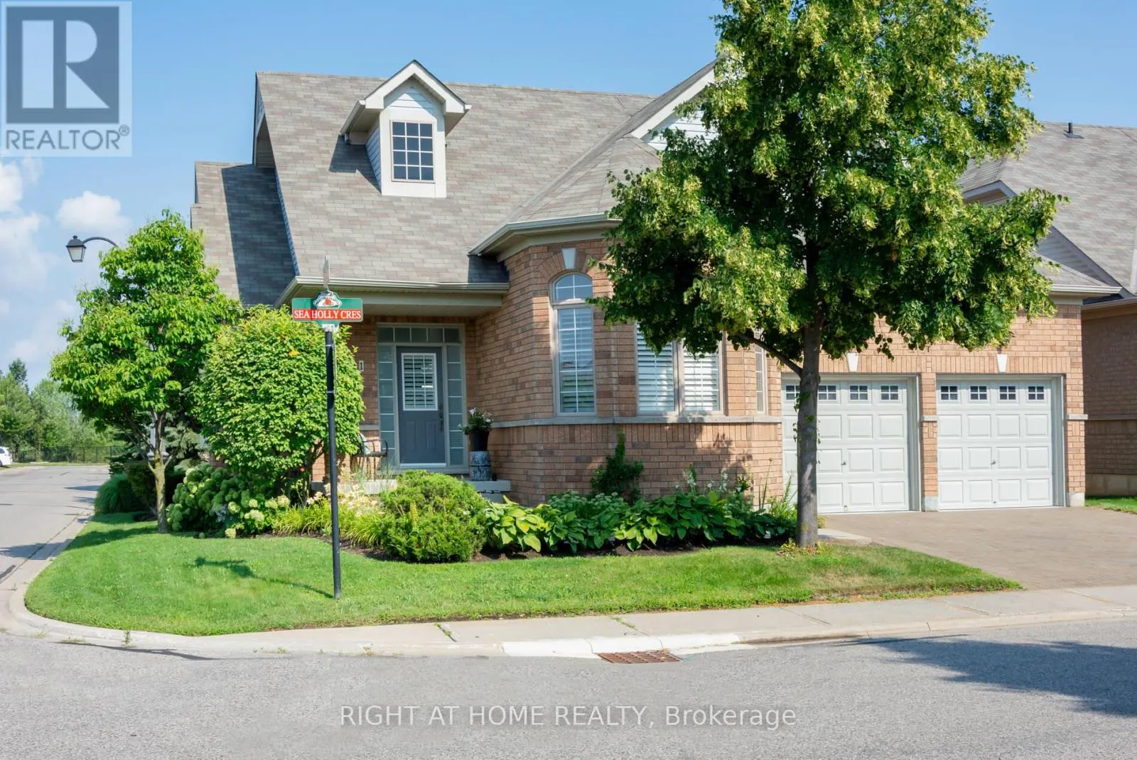 1 SEA HOLLY CRESCENT