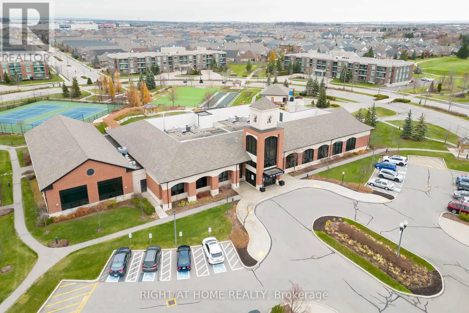 1 SEA HOLLY CRESCENT