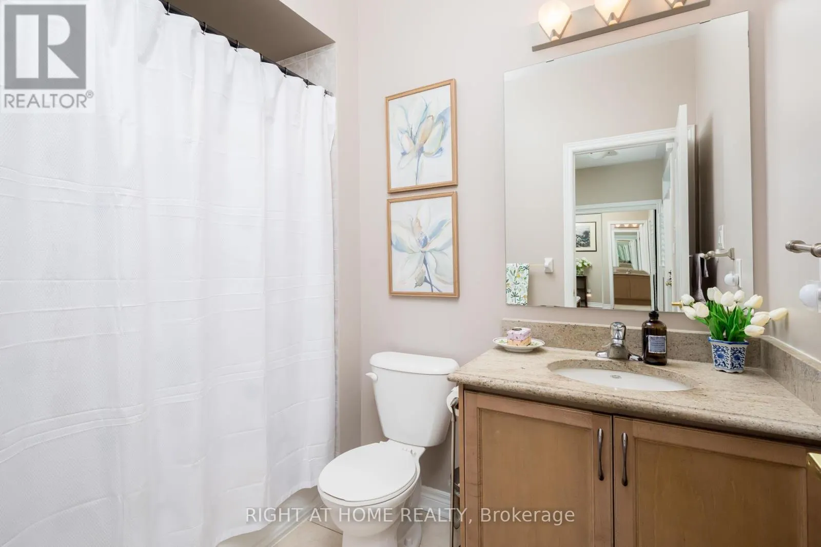 1 SEA HOLLY CRESCENT