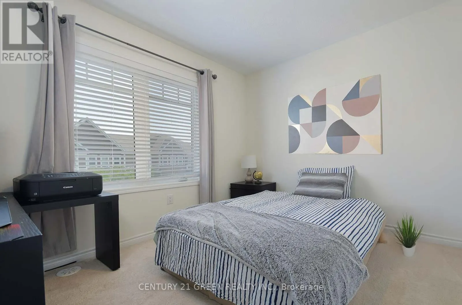 526 ALLPORT GATE