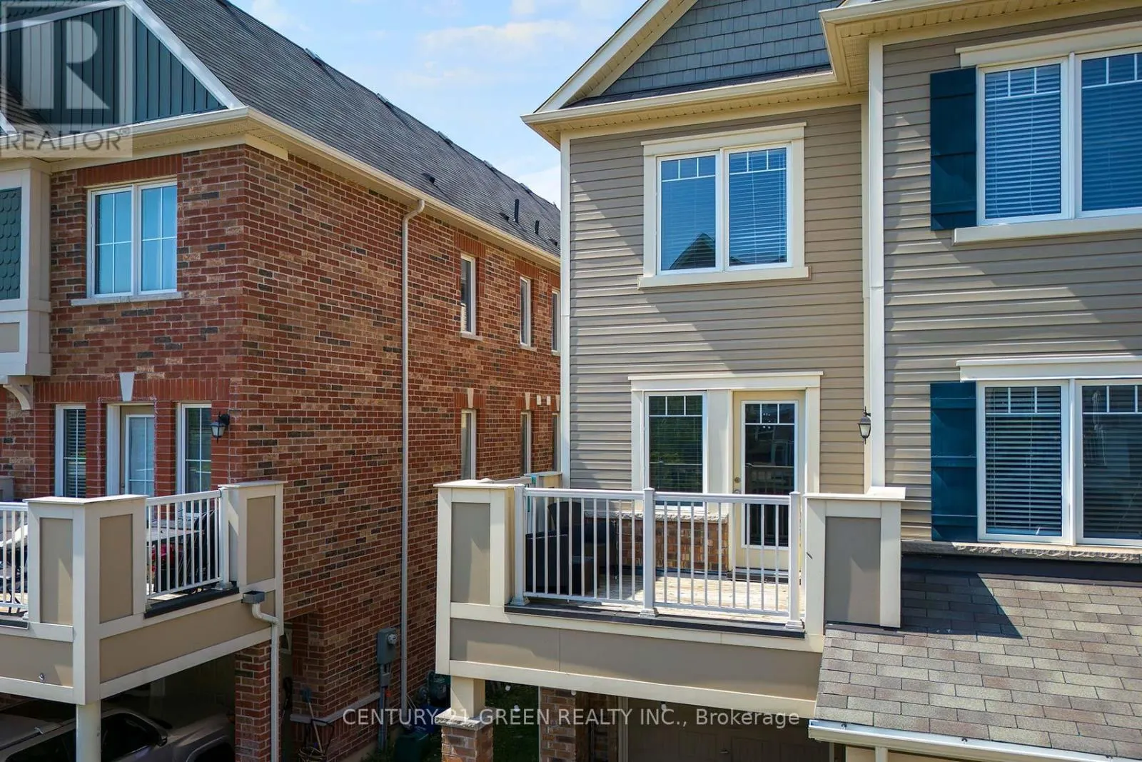 526 ALLPORT GATE