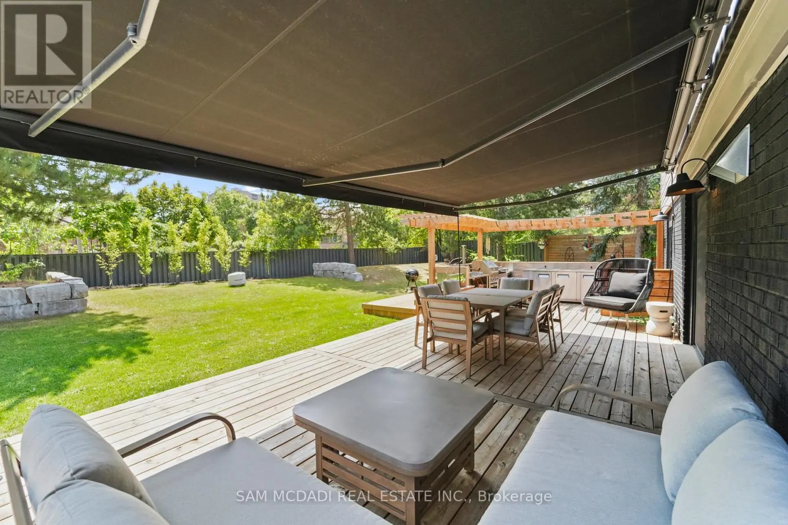 2592 BARRISDALE COURT