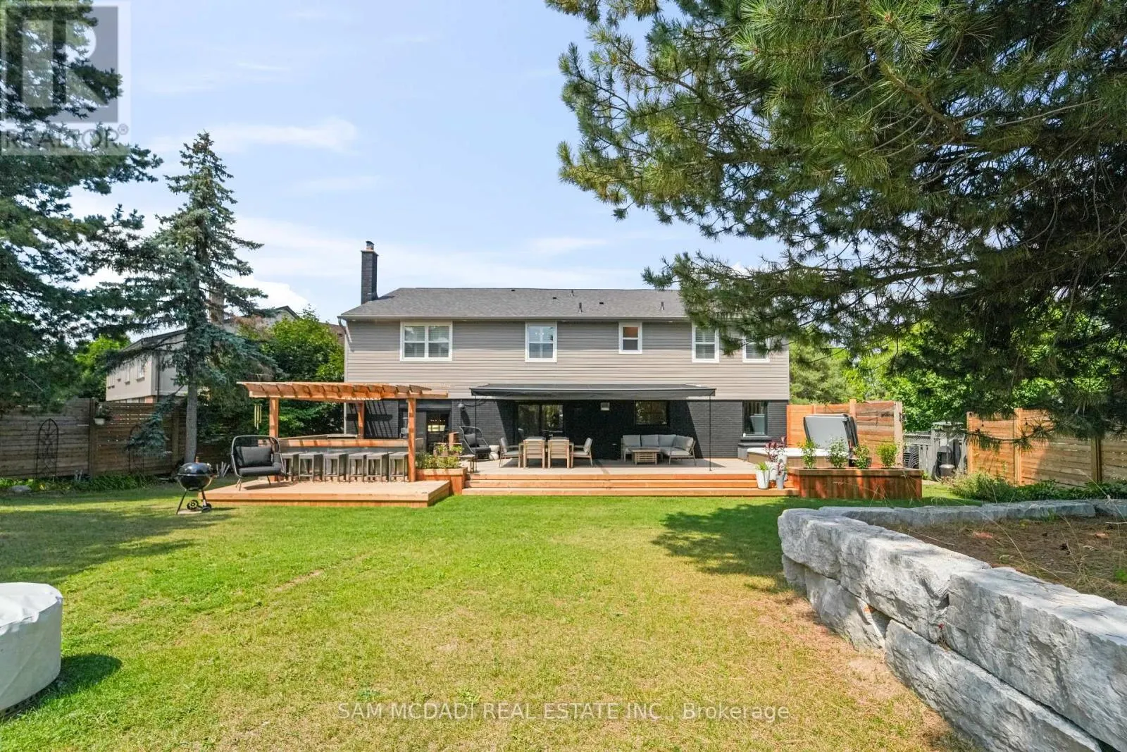 2592 BARRISDALE COURT