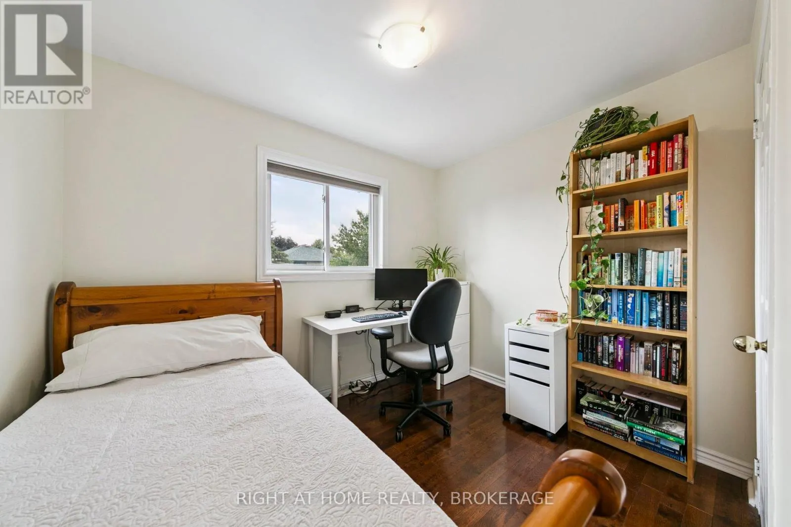 550 ELIZA CRESCENT