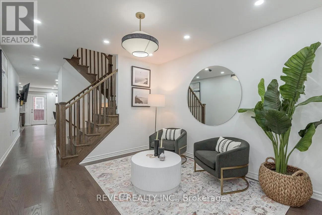9 LOTHBURY DRIVE