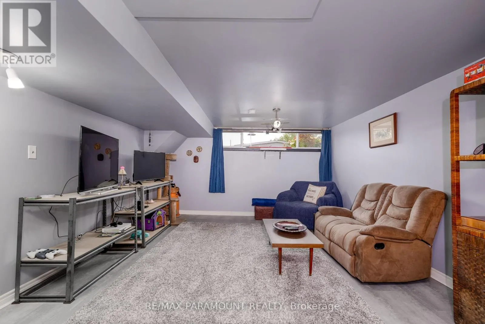 26 LANGWITH COURT