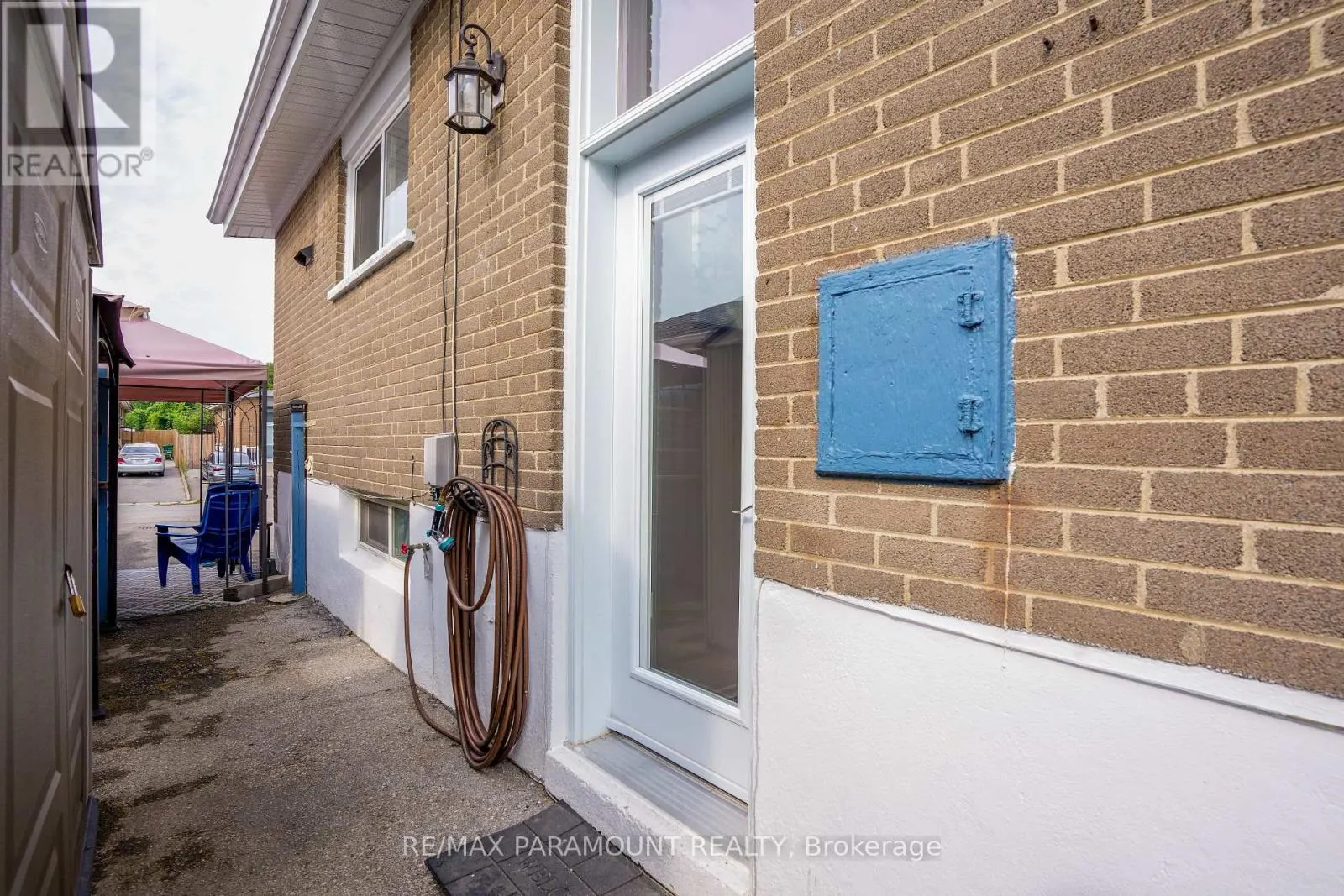 26 LANGWITH COURT