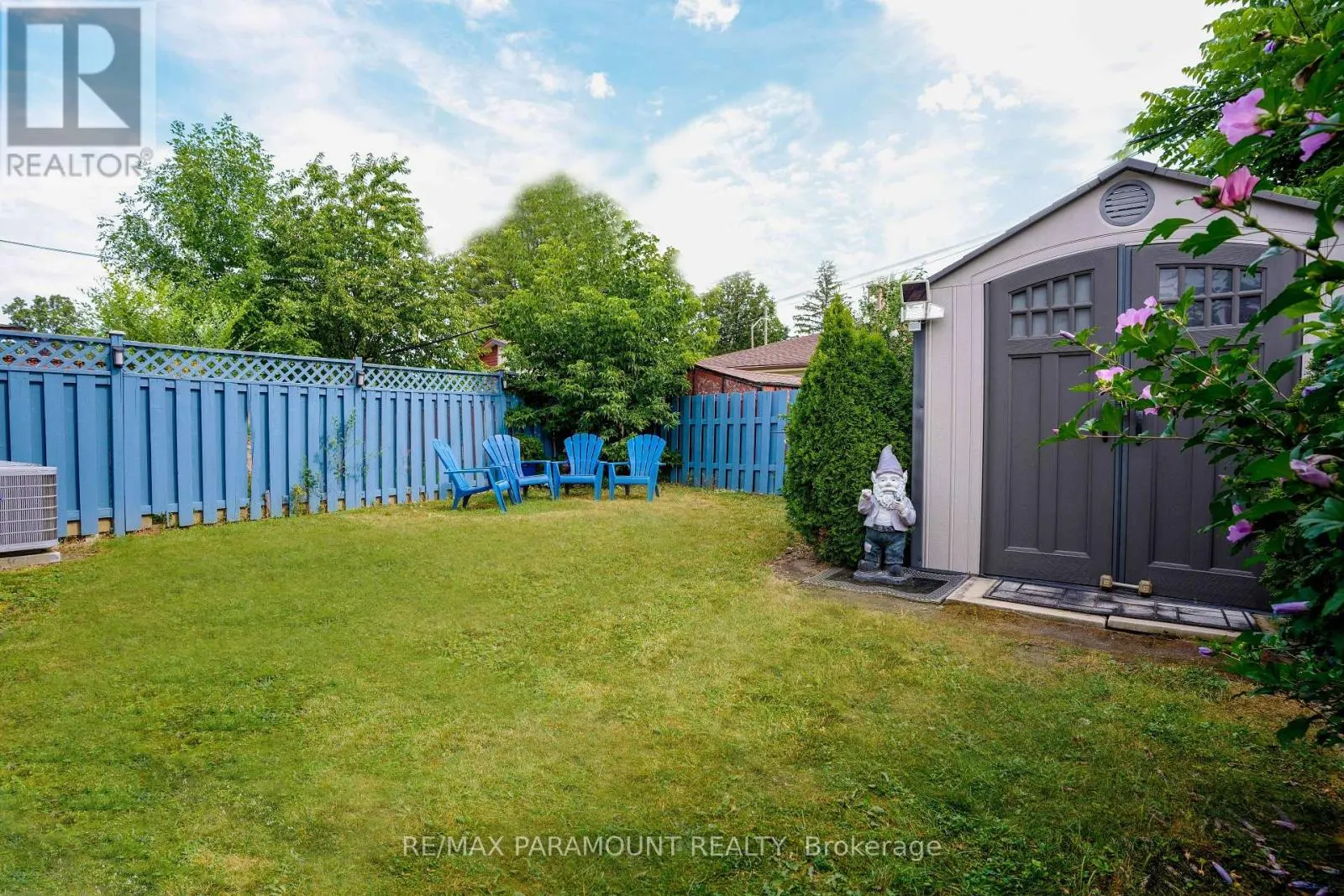 26 LANGWITH COURT