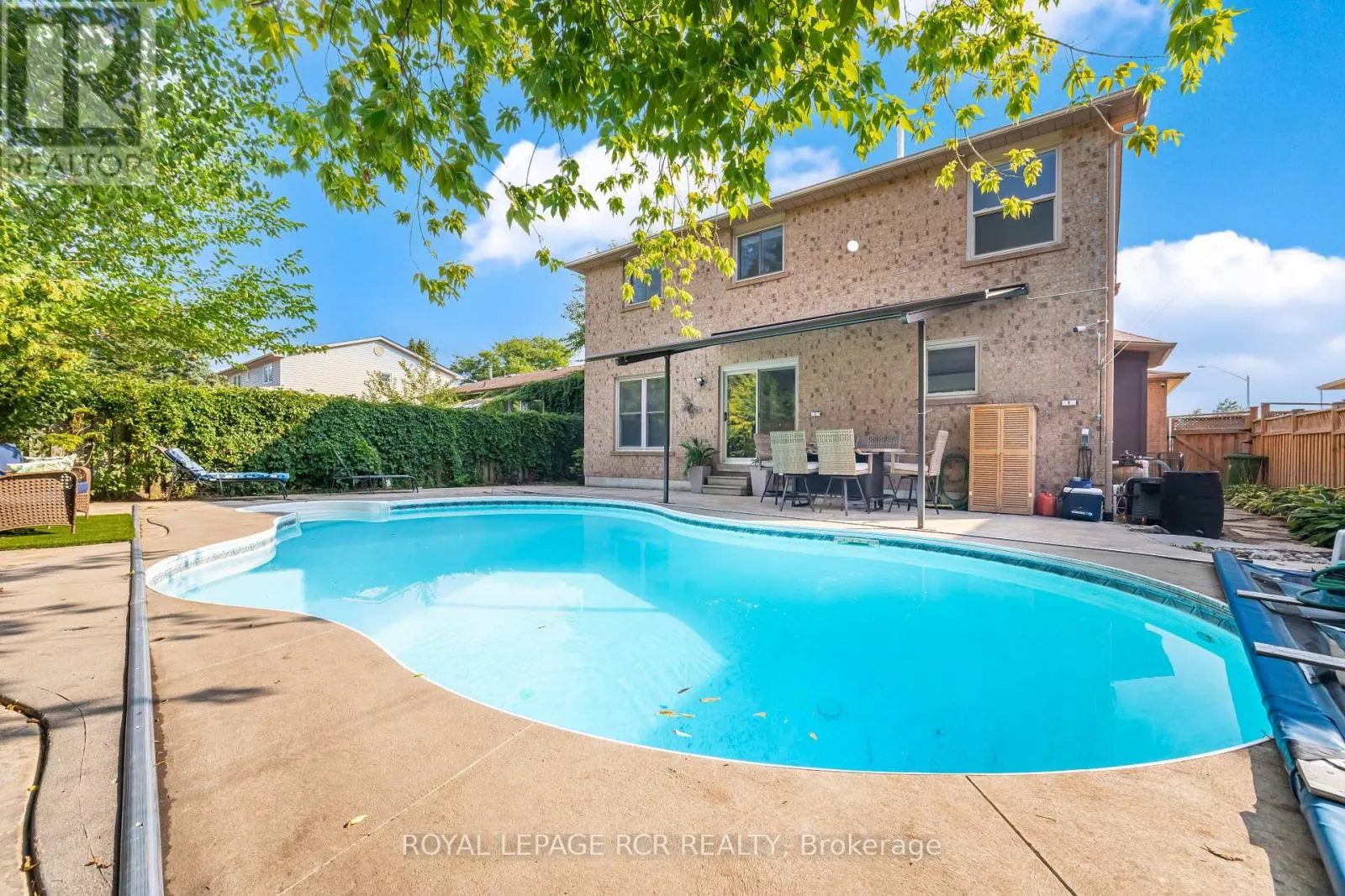 417 KINGSVIEW DRIVE
