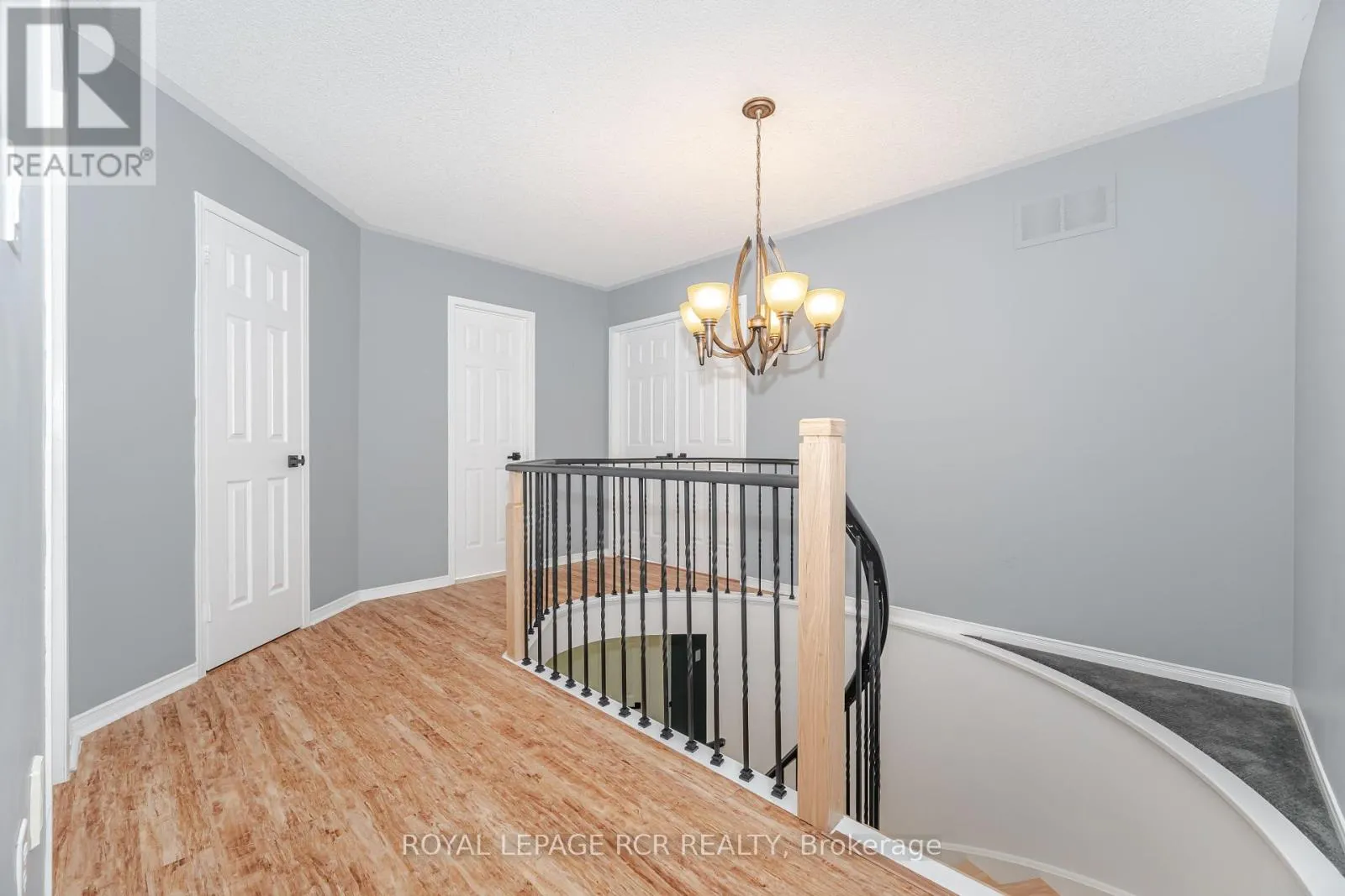 417 KINGSVIEW DRIVE