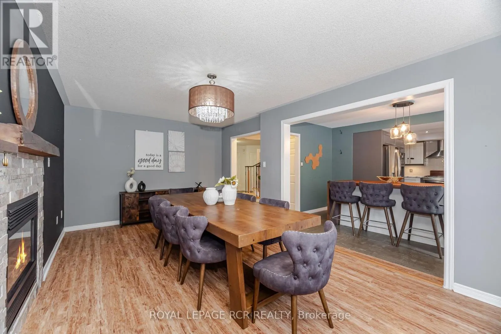 417 KINGSVIEW DRIVE