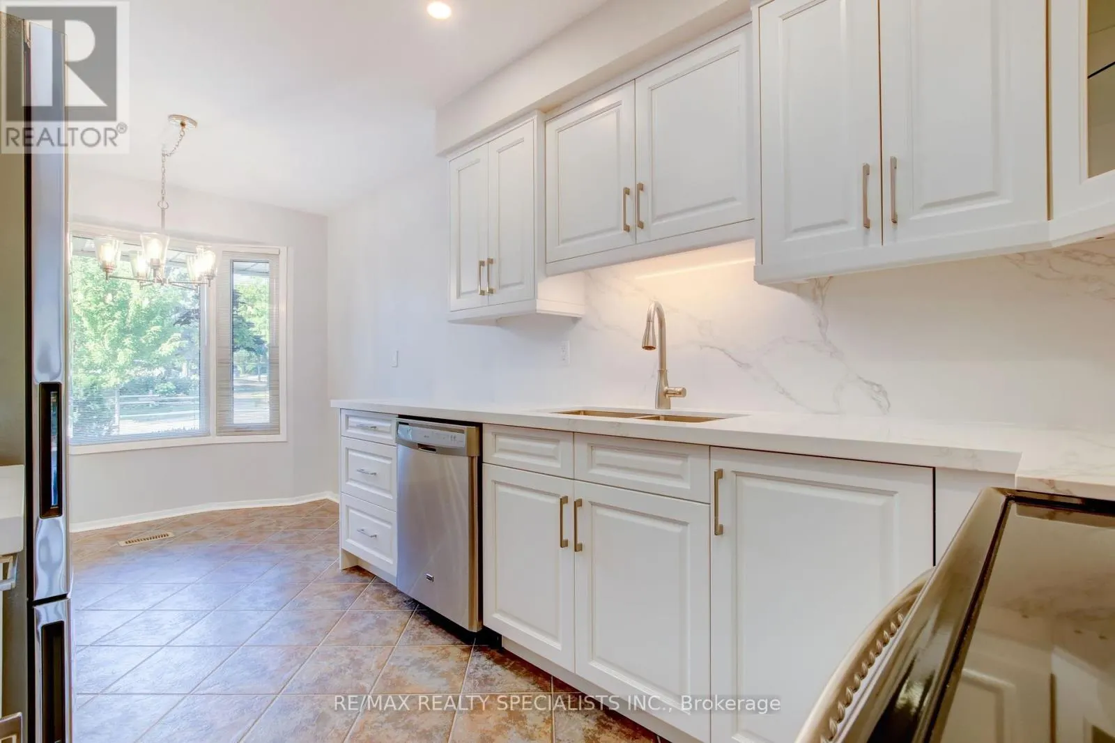 4120 STONEMASON CRESCENT