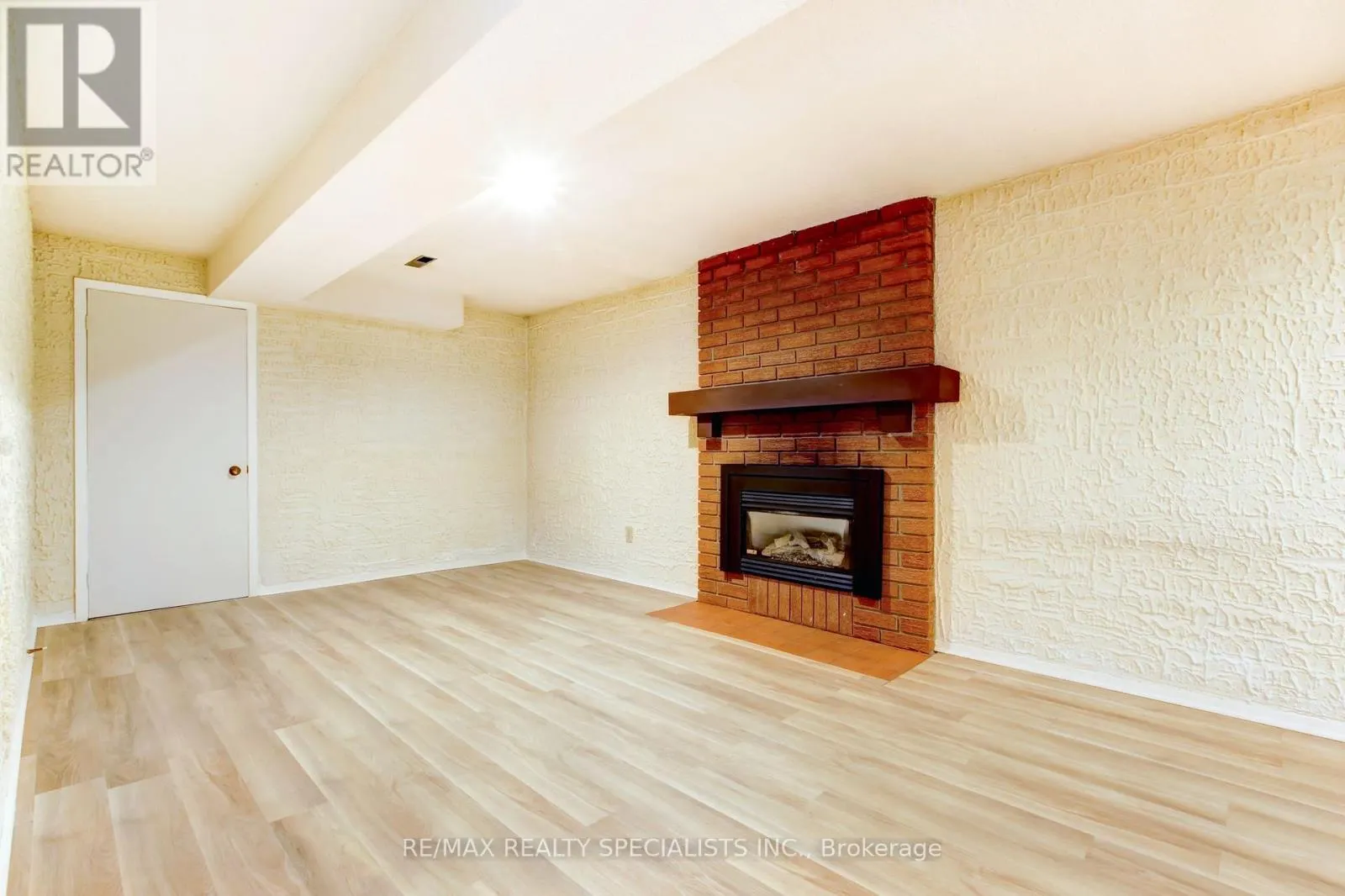 4120 STONEMASON CRESCENT