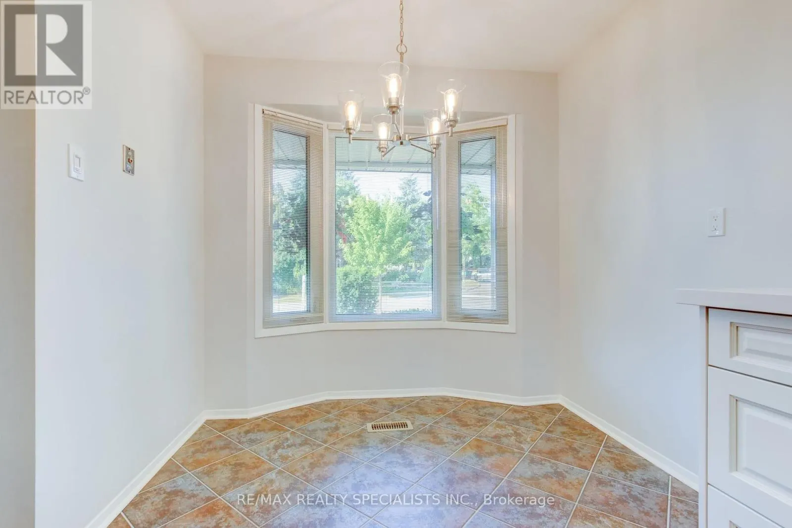 4120 STONEMASON CRESCENT