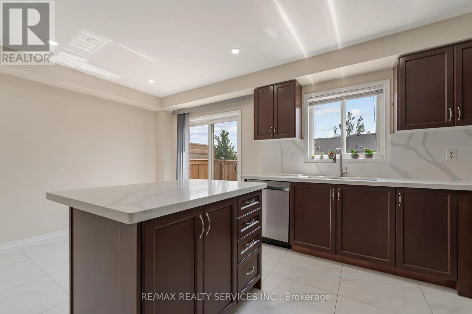46 - 2187 FIDDLERS WAY