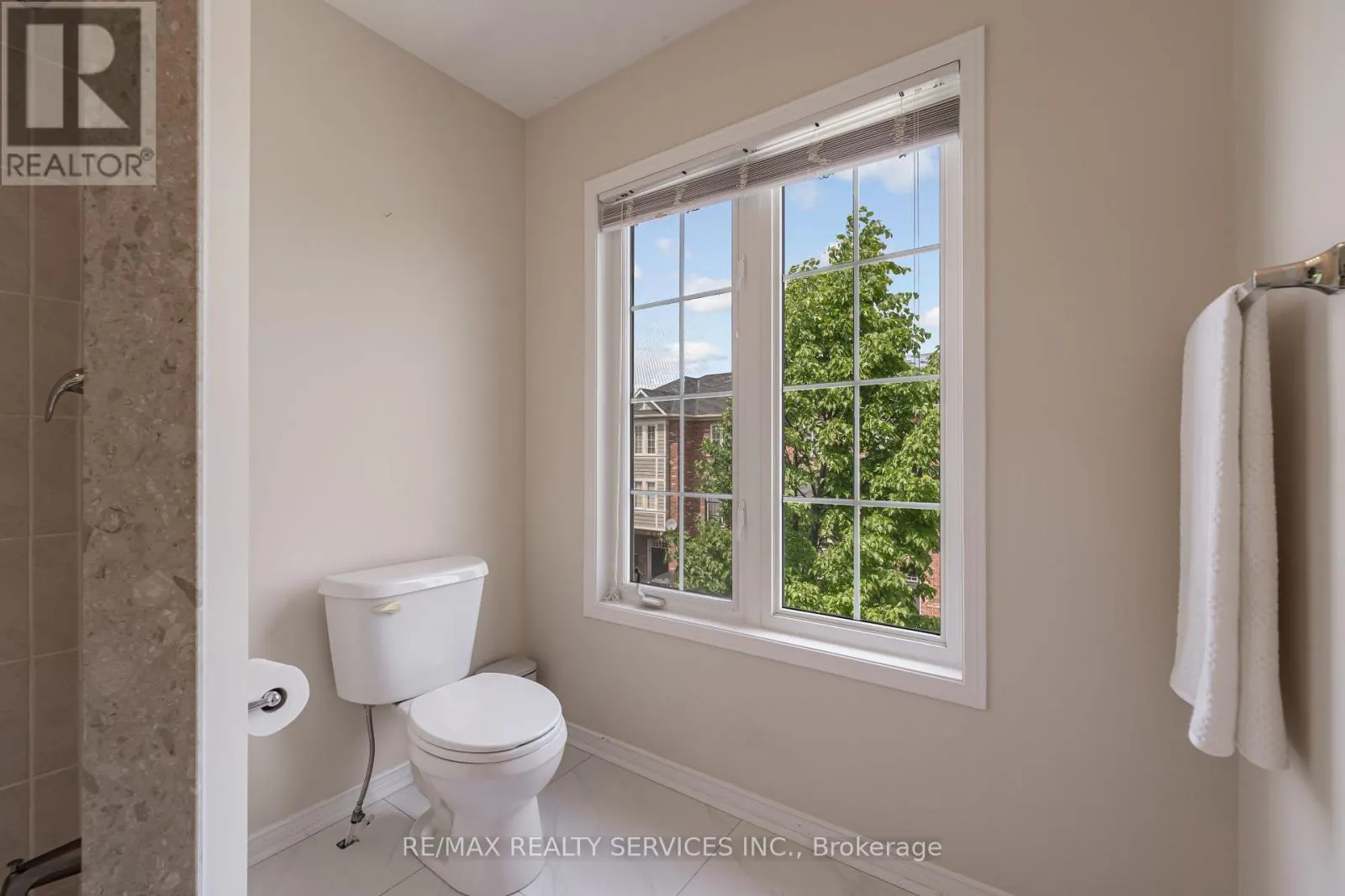 46 - 2187 FIDDLERS WAY
