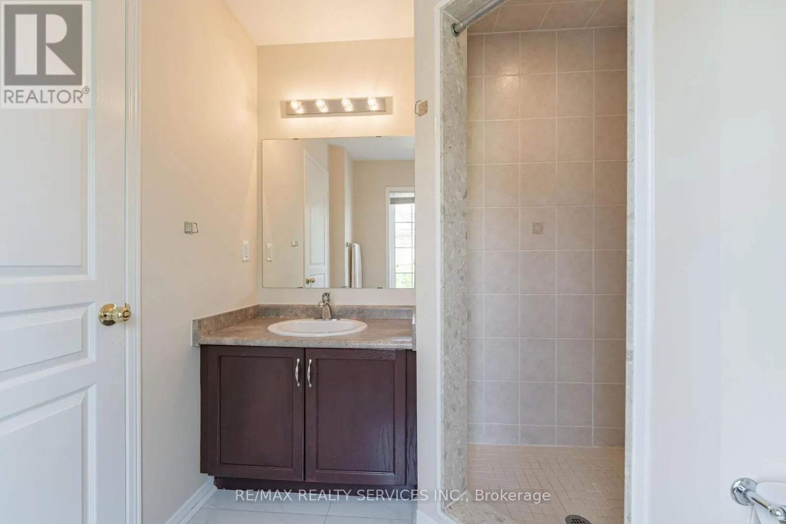 46 - 2187 FIDDLERS WAY