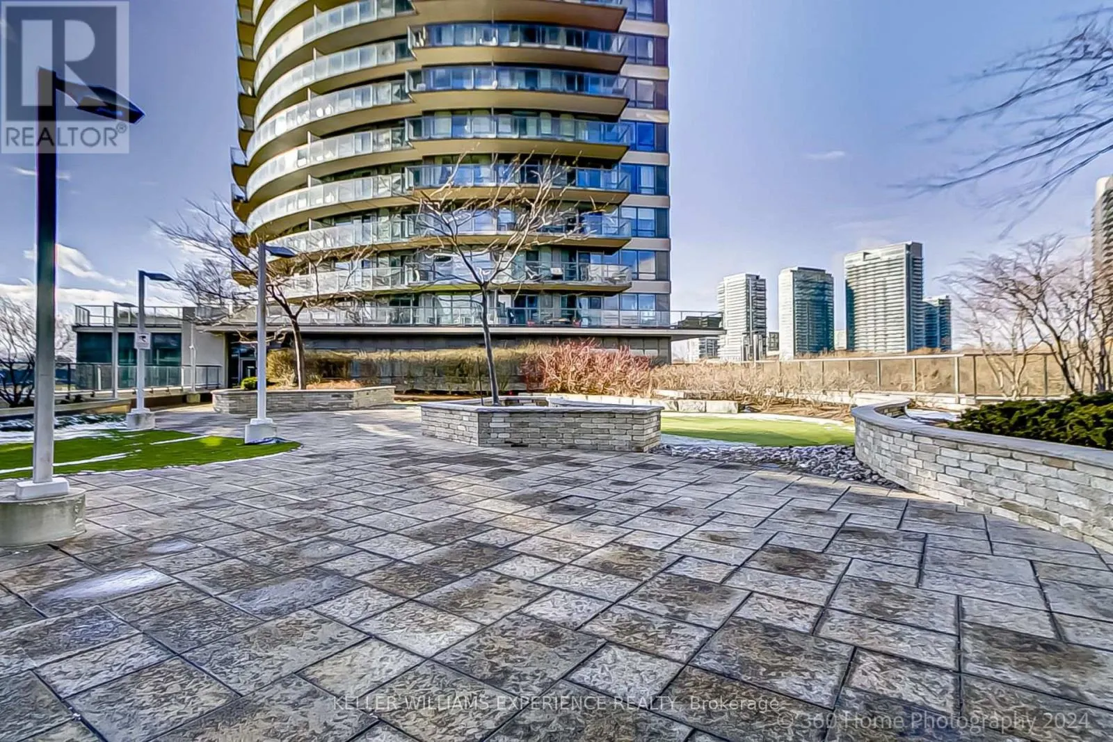 201 - 15 LEGION ROAD