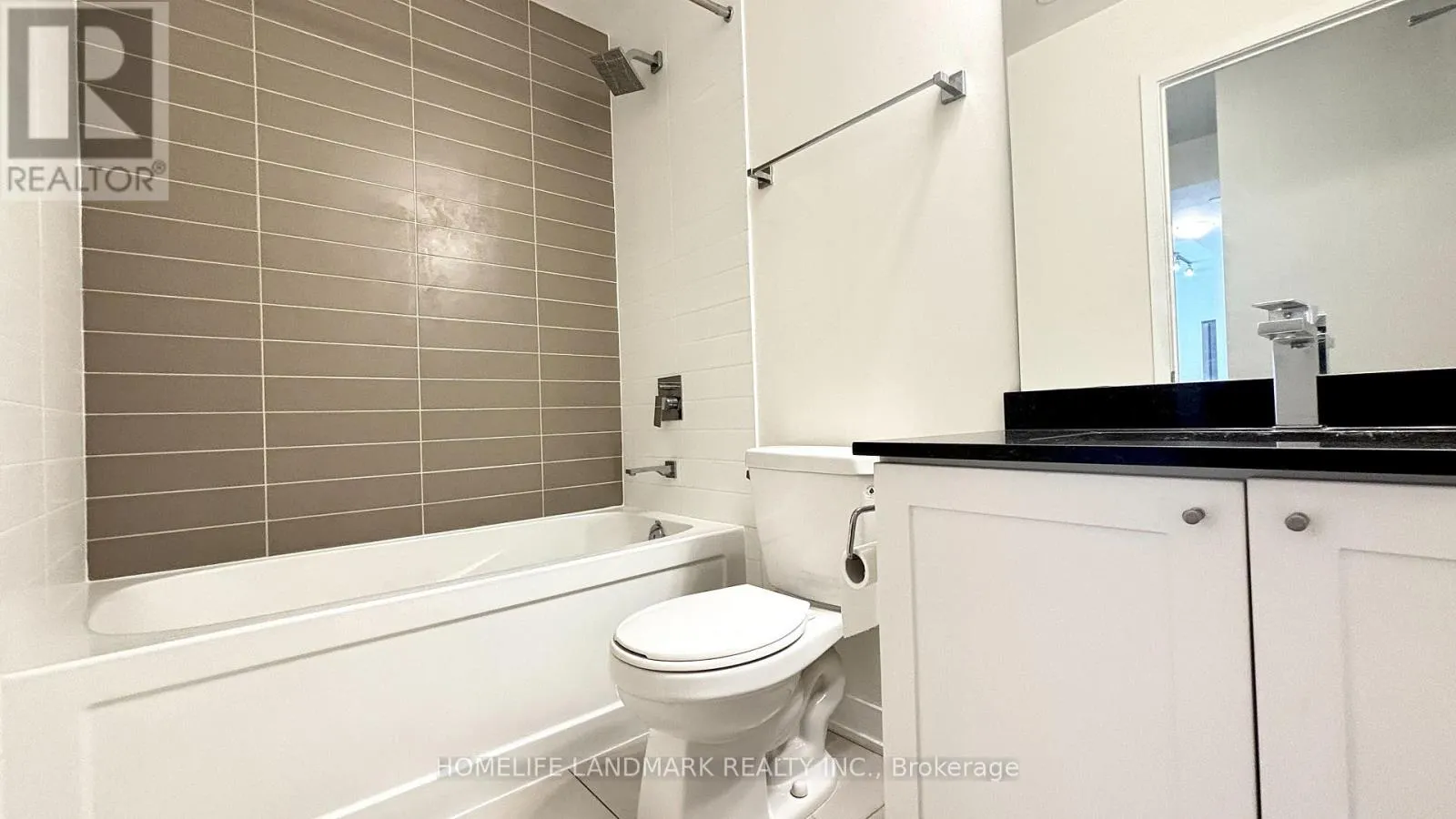2502 - 4011 BRICKSTONE MEWS N