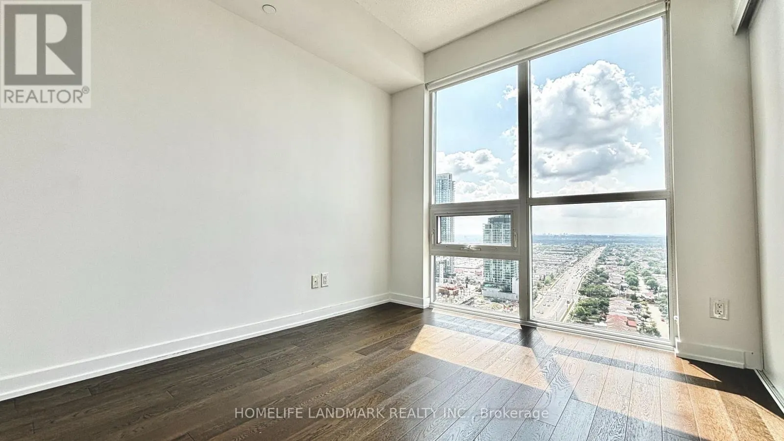 2502 - 4011 BRICKSTONE MEWS N