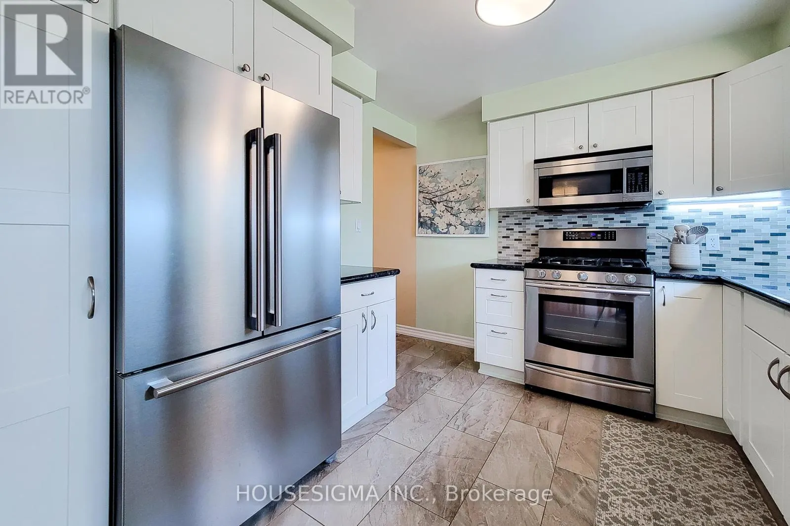3111 CANTELON CRESCENT