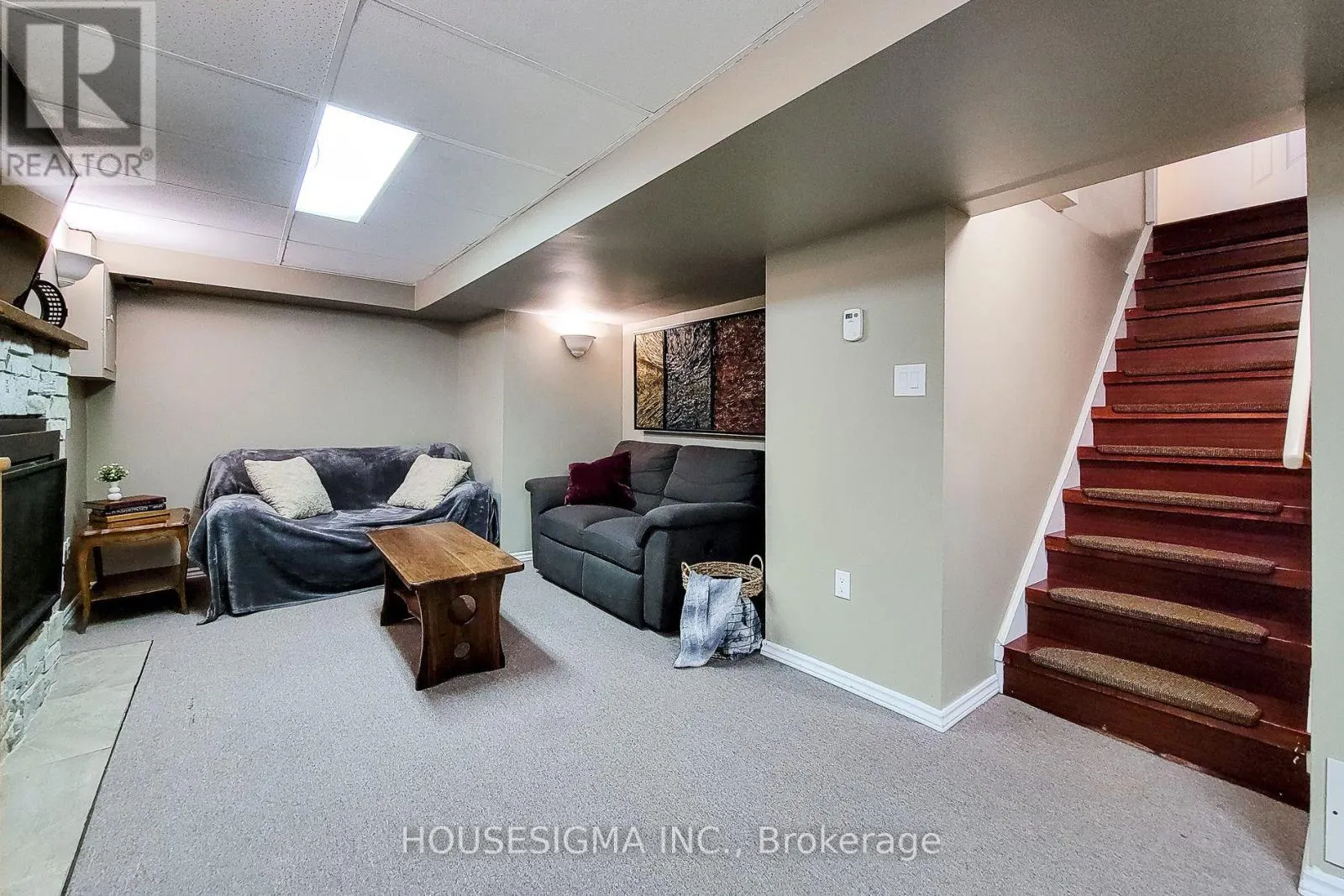 3111 CANTELON CRESCENT