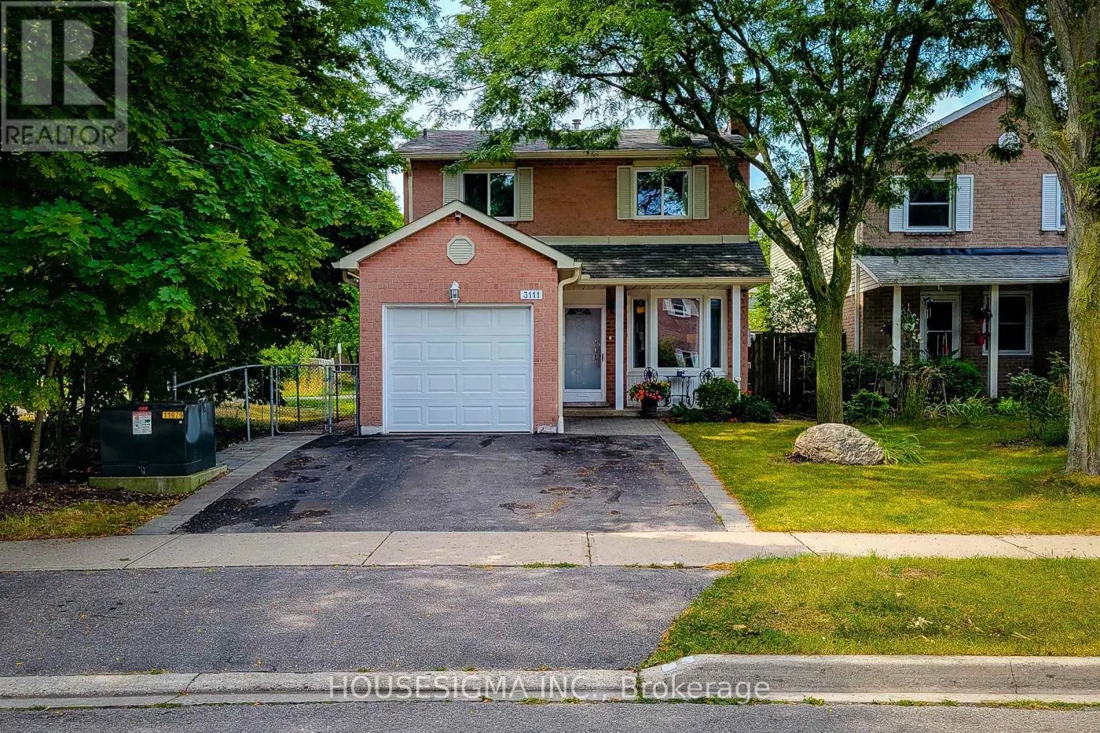 3111 CANTELON CRESCENT