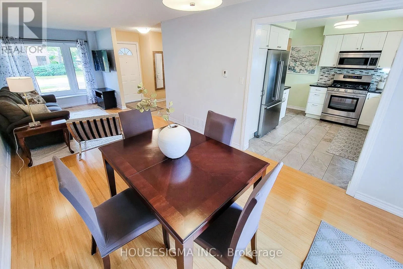 3111 CANTELON CRESCENT