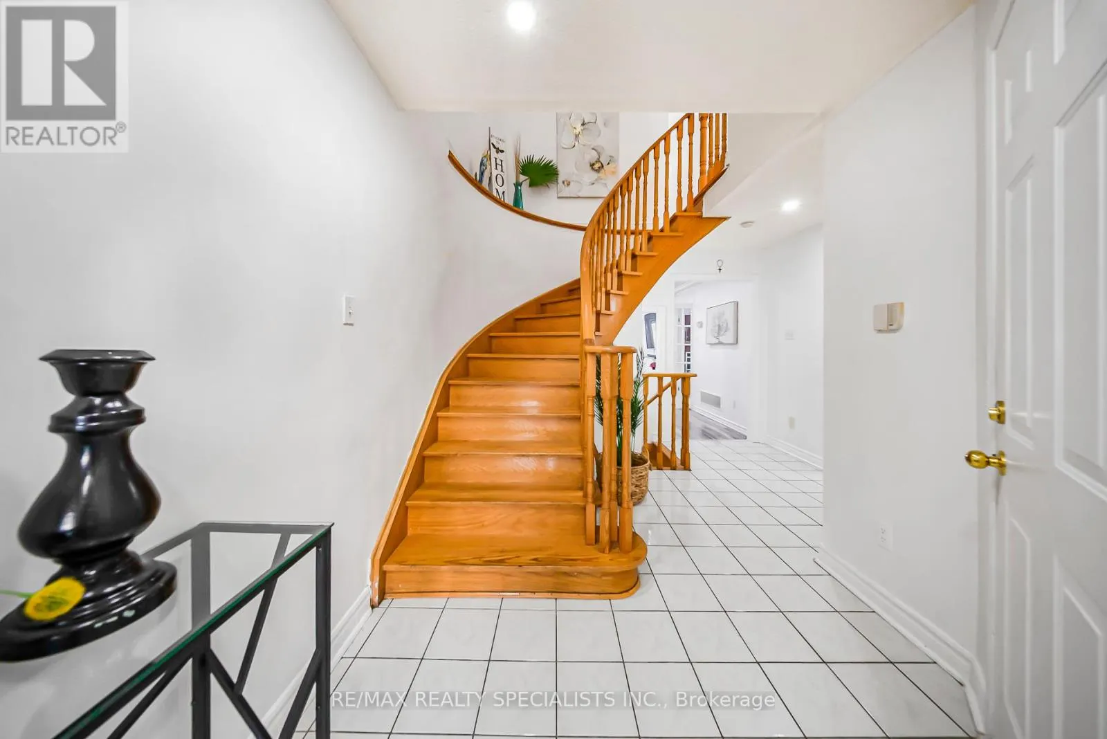 92 BLACK OAK DRIVE