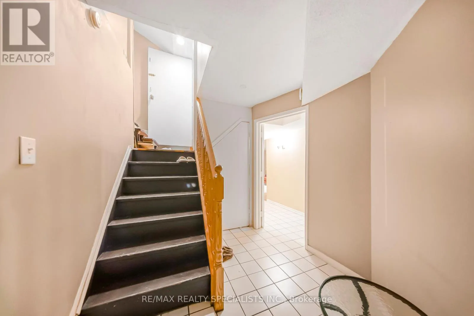 92 BLACK OAK DRIVE