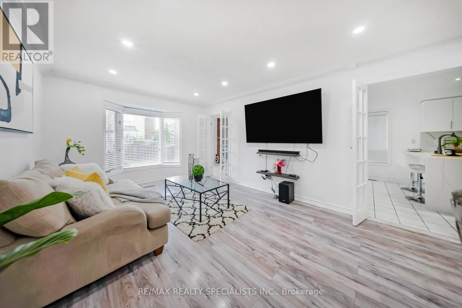 92 BLACK OAK DRIVE