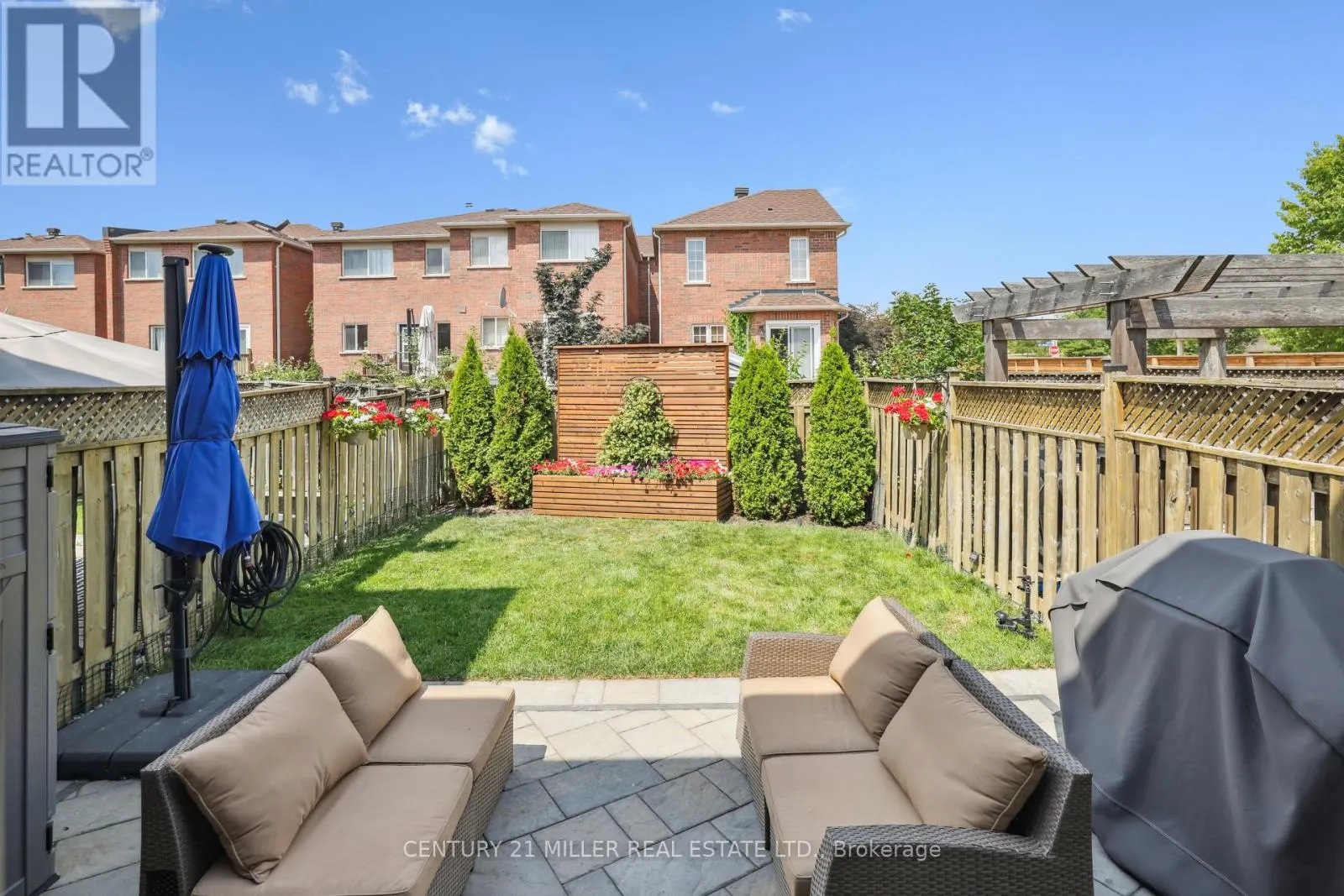 1745 COBRA CRESCENT