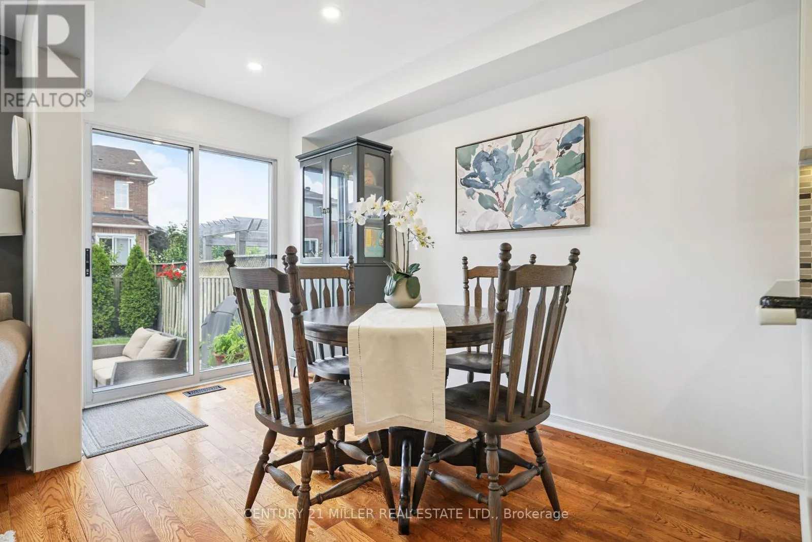 1745 COBRA CRESCENT