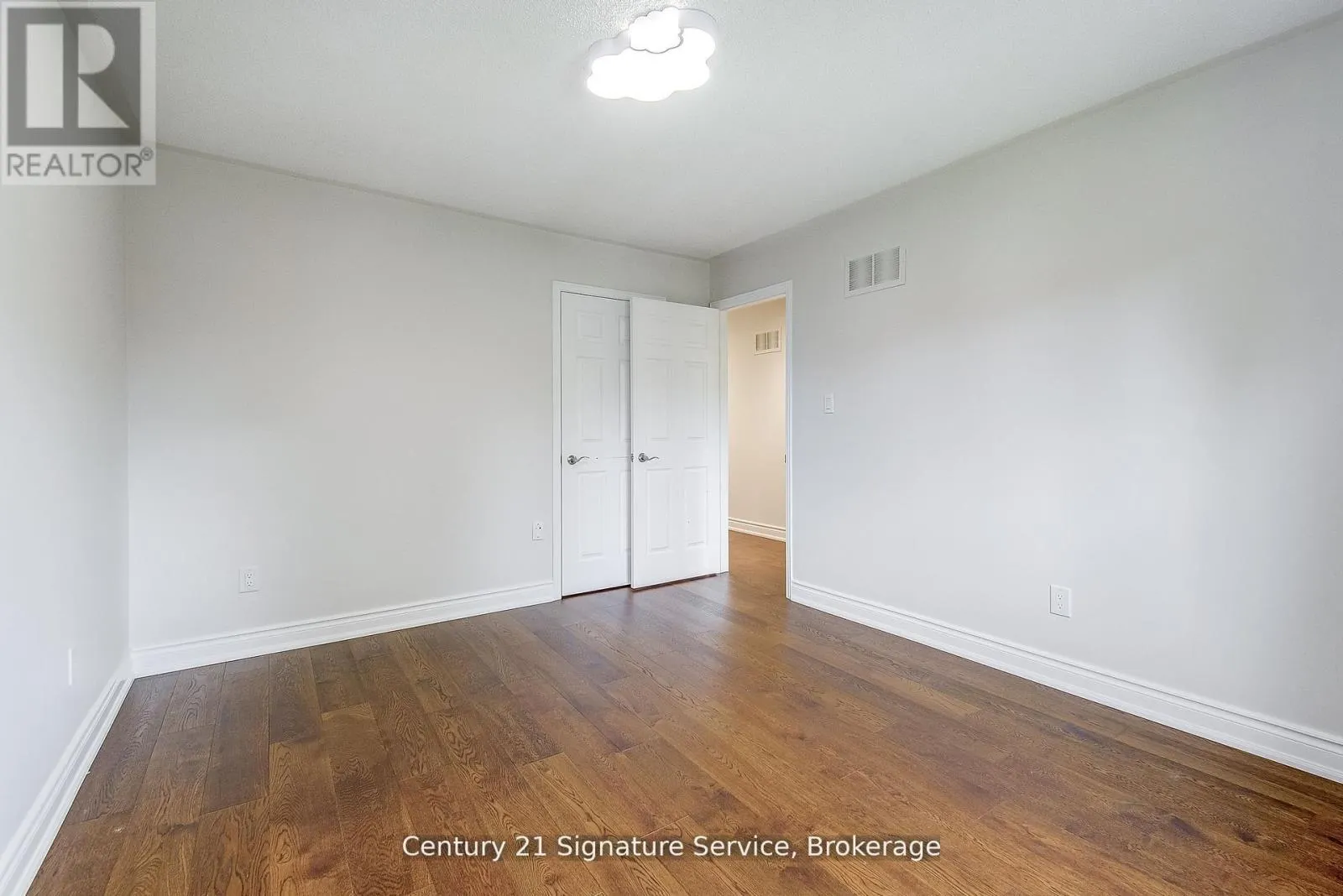 5531 MIDDLEBURY DRIVE