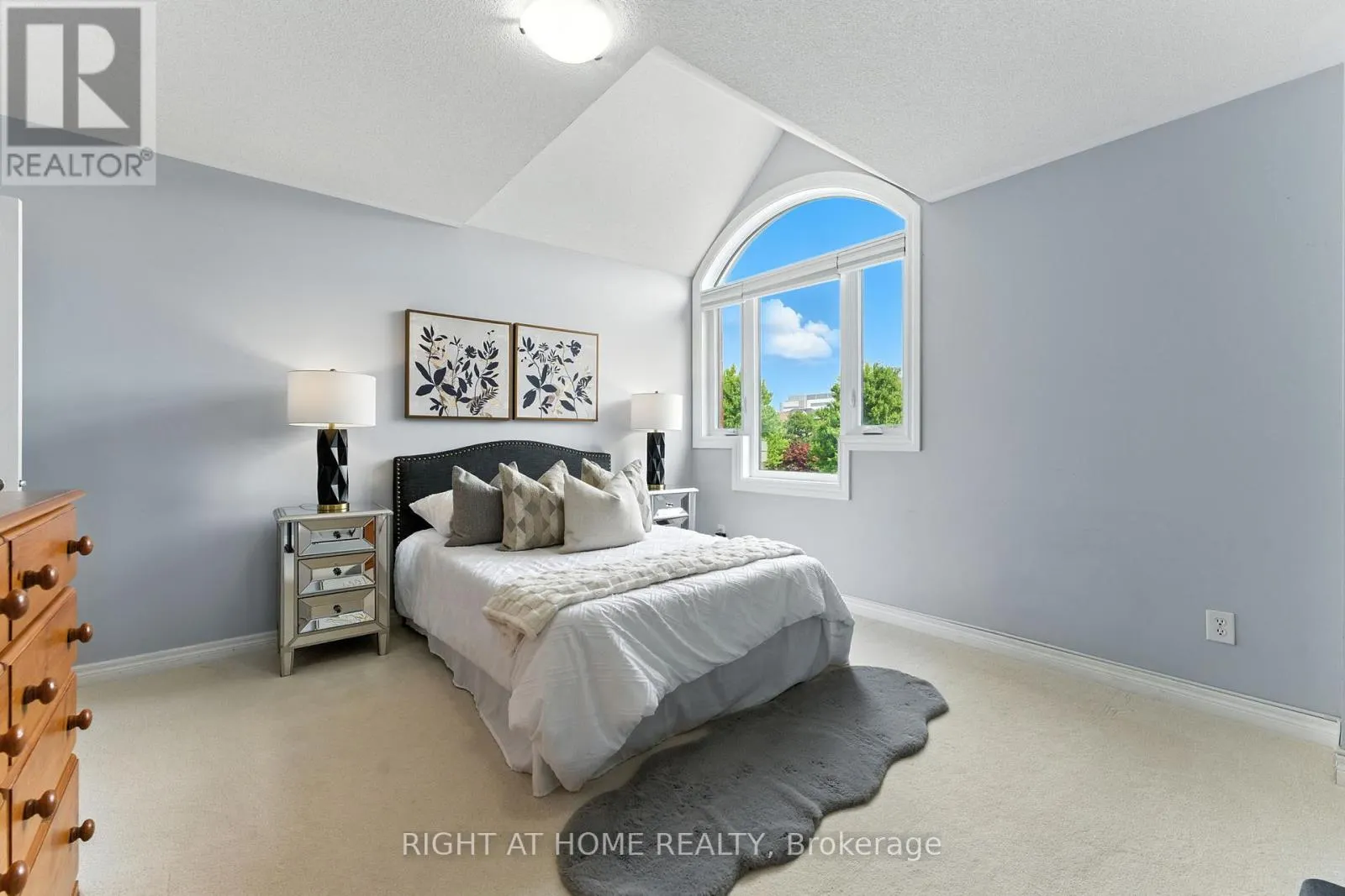 2465 WHISTLING SPRINGS CRESCENT