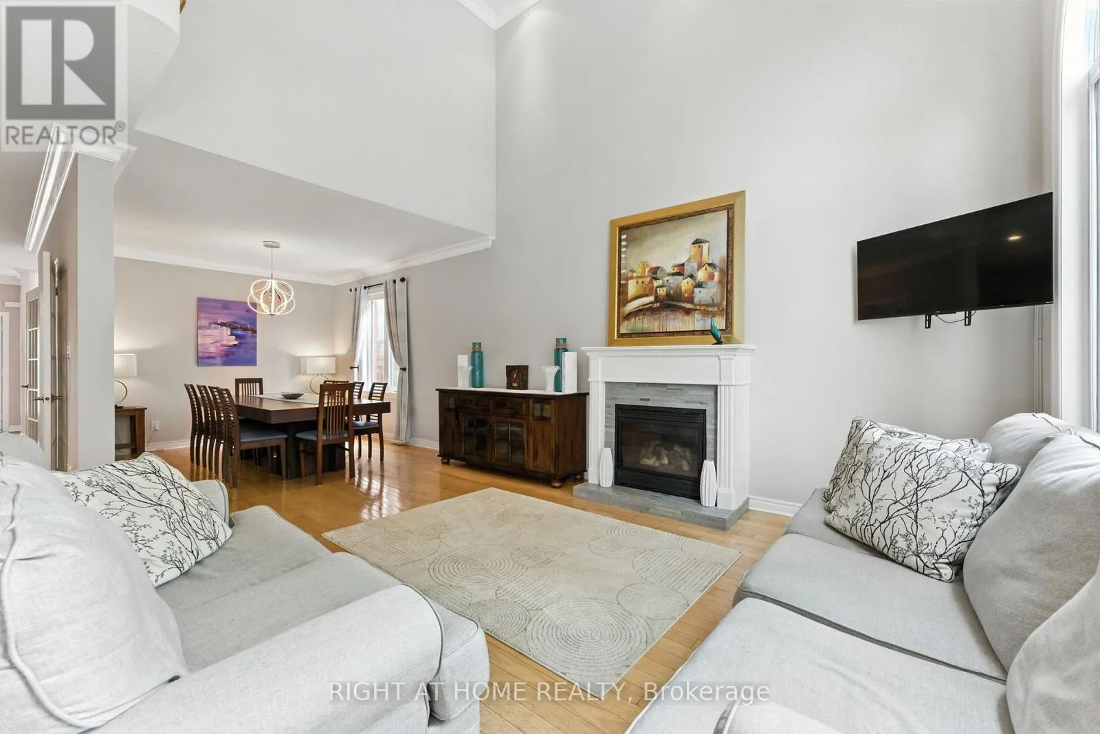 2465 WHISTLING SPRINGS CRESCENT